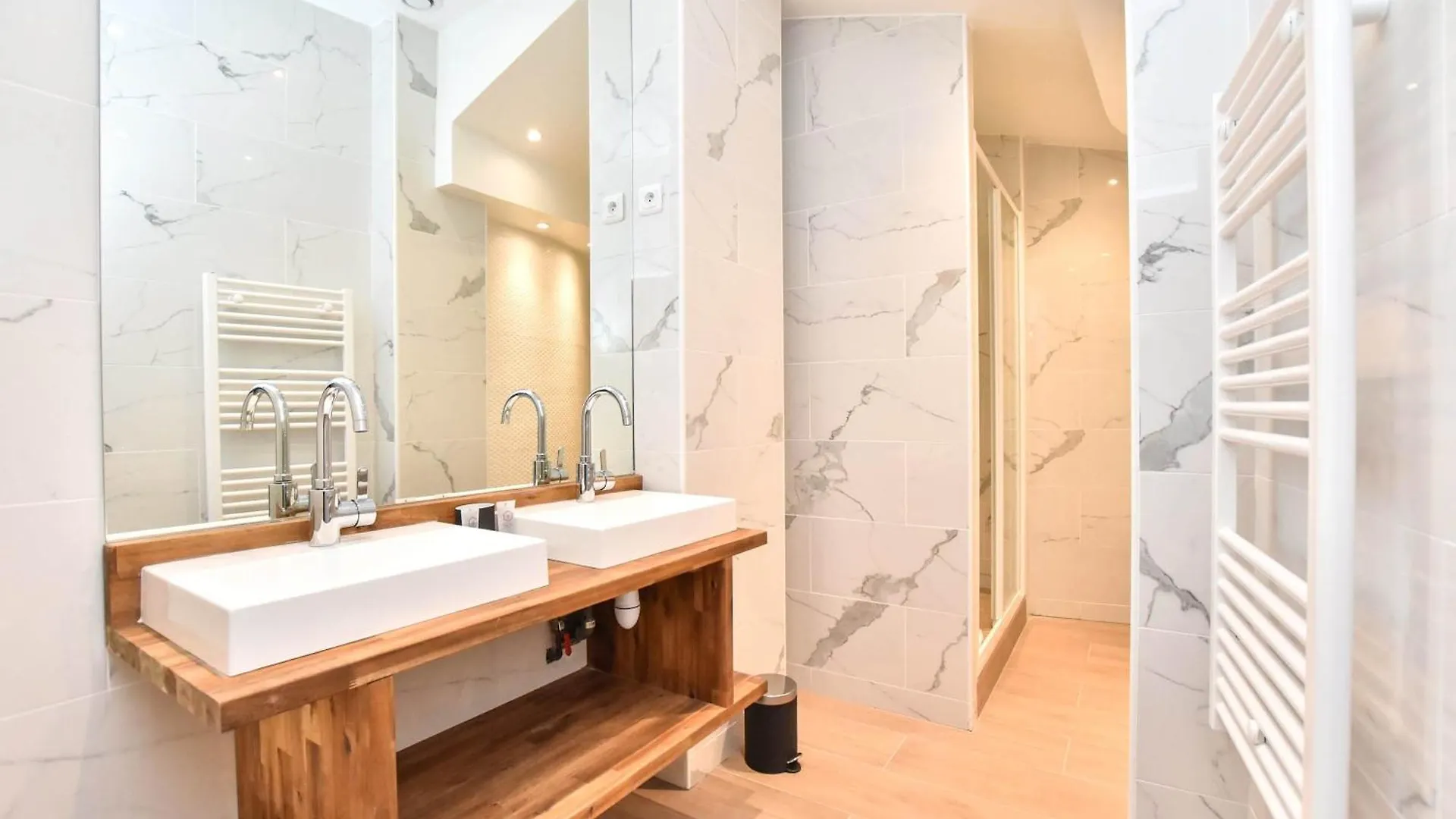 Charmant Appartement Paris Apartamento