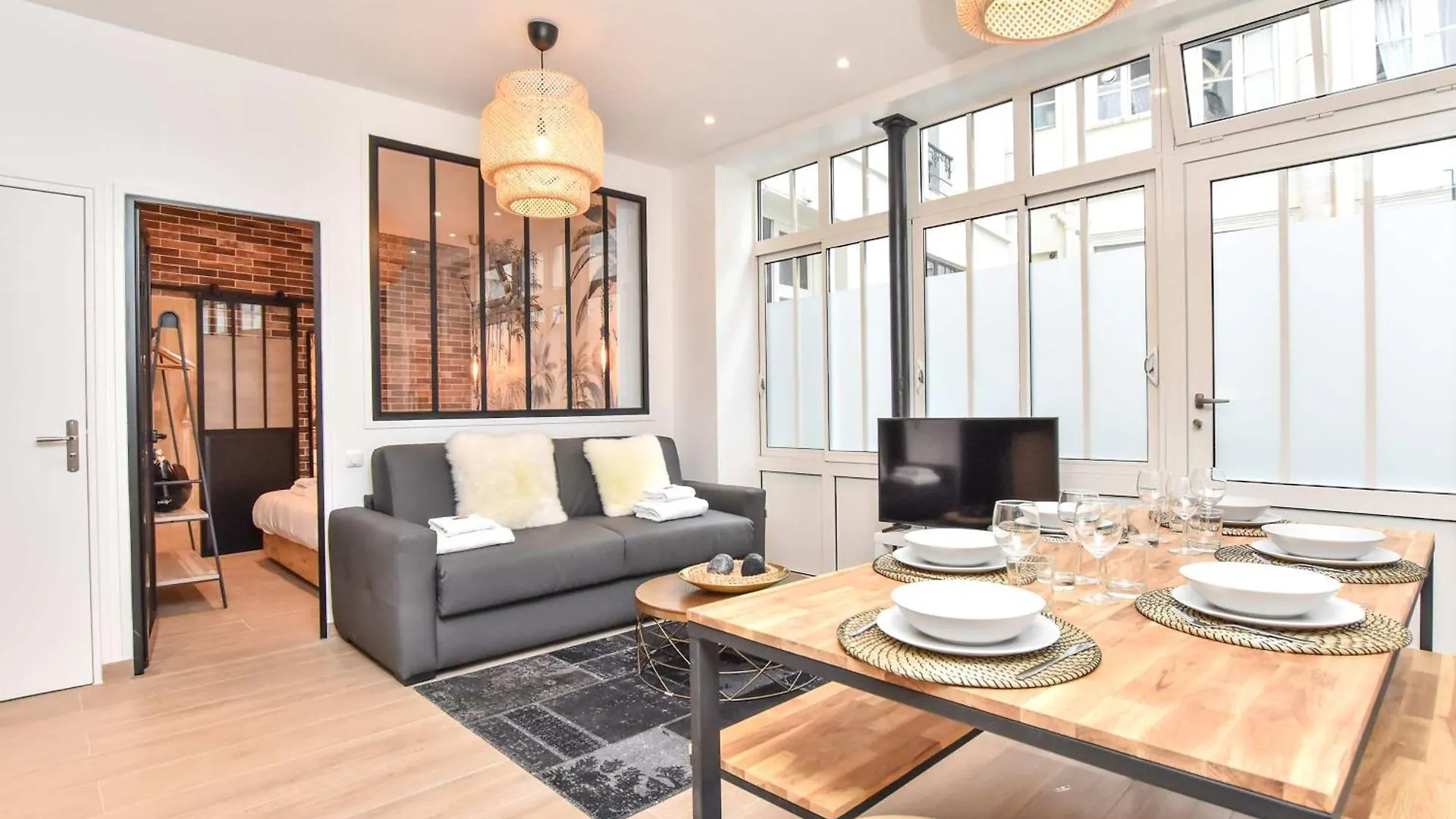 Apartment Charmant Appartement Paris France